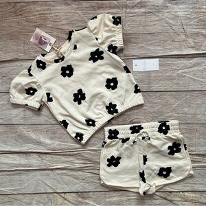 Jessica Simpson 2-piece set. - NEW